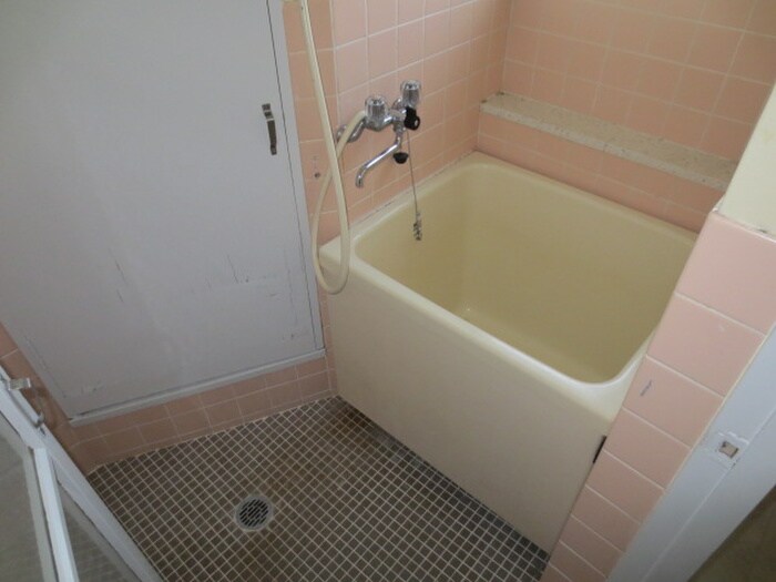 物件内観写真12　(バス／シャワールーム等)
