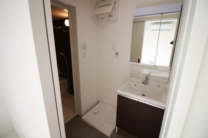物件内観写真10　(洗面)