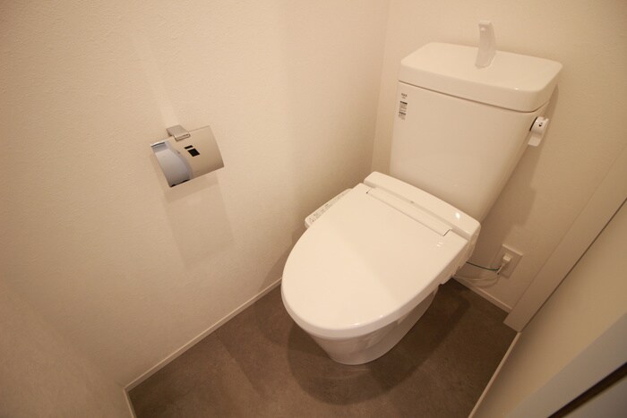 物件内観写真14　(トイレ)