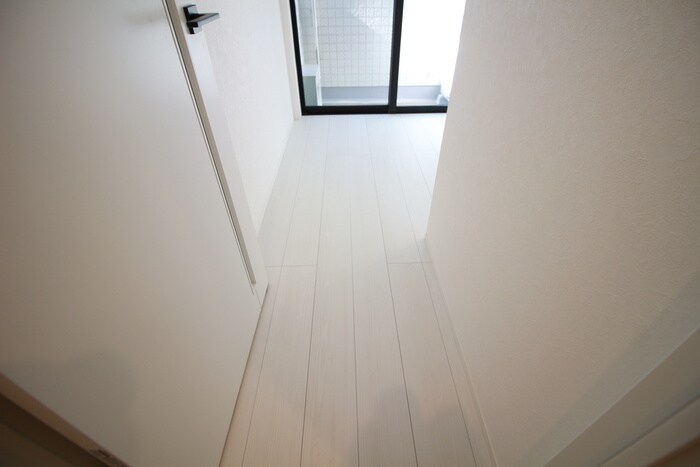 物件内観写真16　(廊下)