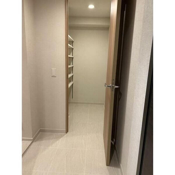物件内観写真7　(靴箱)