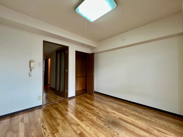 物件内観写真10　(居室)