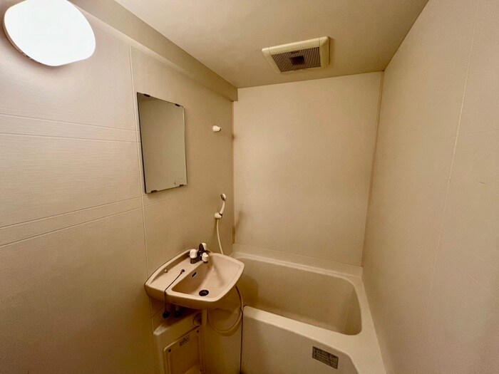 物件内観写真13　(バス／シャワールーム等)