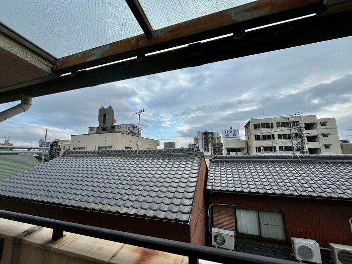 物件内観写真22　(室内からの展望)