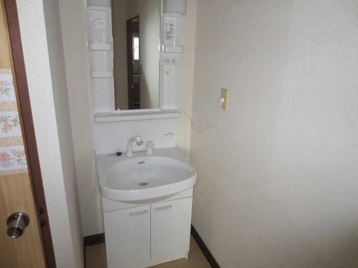 物件内観写真6　(洗面)