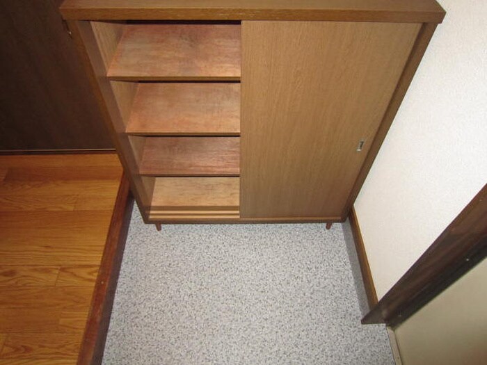 物件内観写真10　(靴箱)