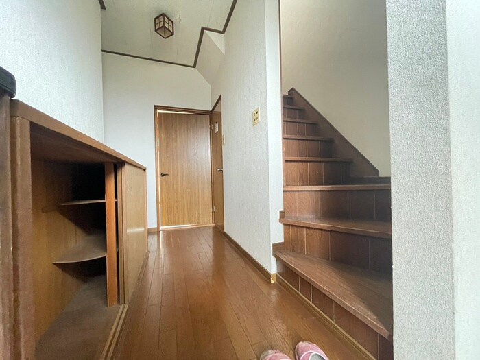 物件内観写真21　(廊下)