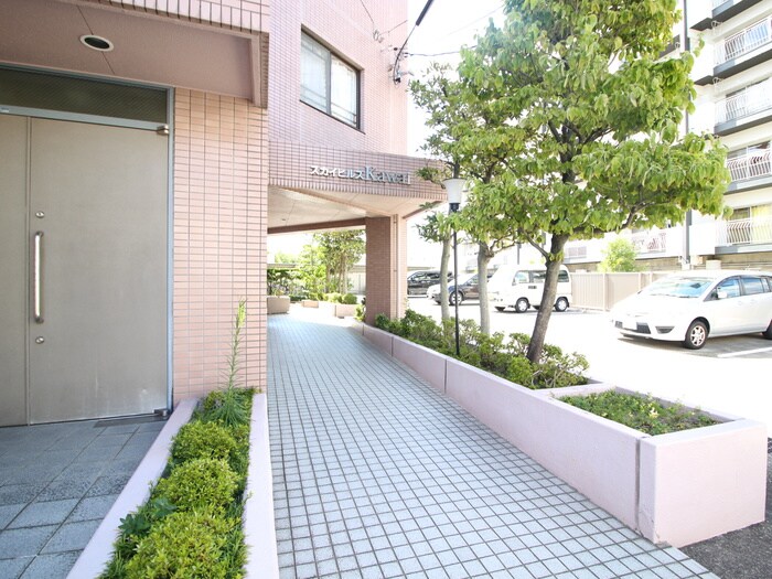 物件外観写真2　(エントランス部分)