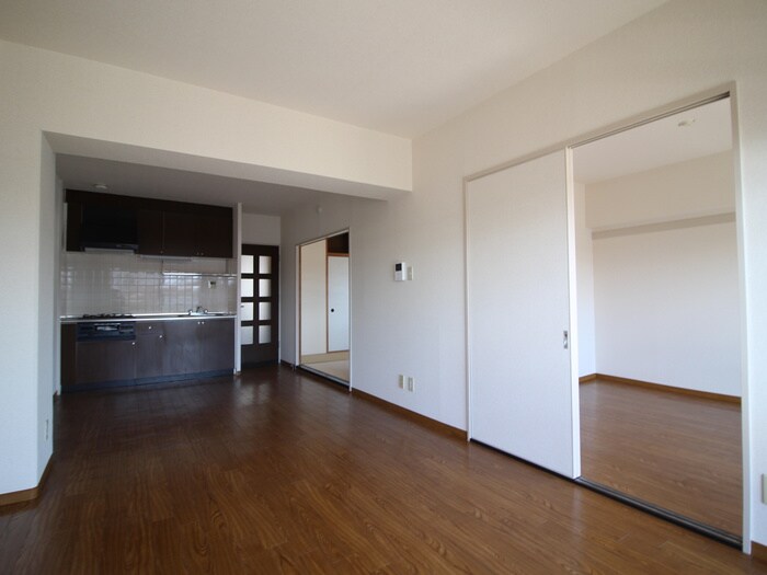 物件内観写真7　(居室)