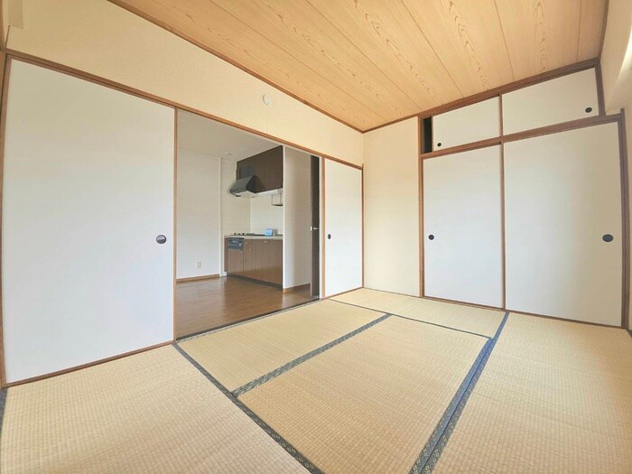 物件内観写真8　(居室)