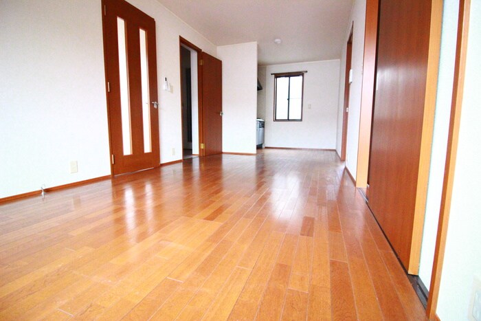 物件内観写真4　(居室)