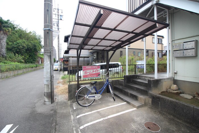 物件外観写真5　(駐輪場)