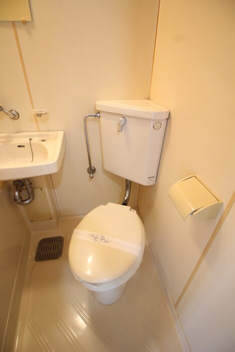 物件内観写真15　(トイレ)