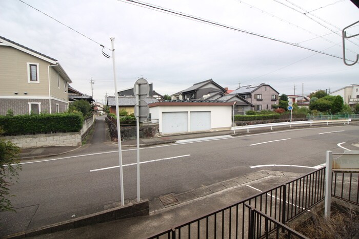 物件内観写真19　(室内からの展望)