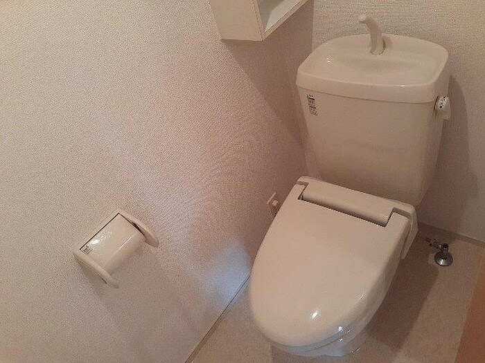 物件内観写真8　(トイレ)