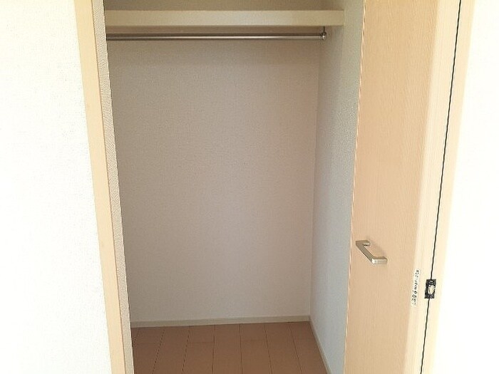 物件内観写真14　(収納)