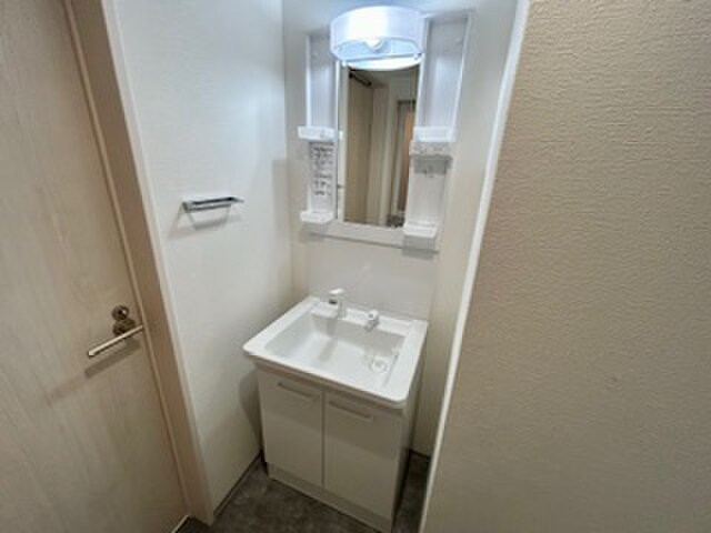物件内観写真11　(洗面)