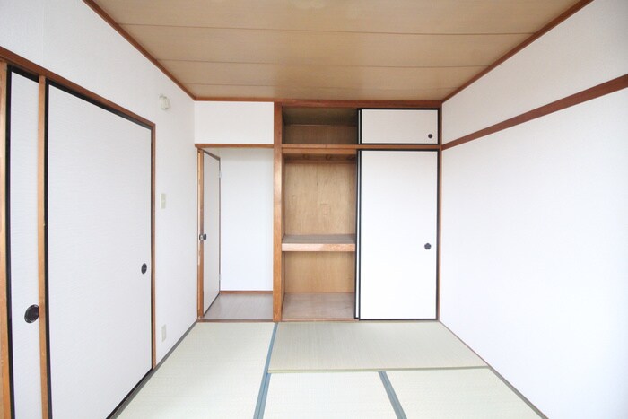 物件内観写真12　(居室)