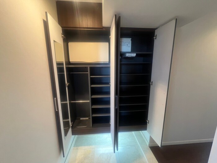 物件内観写真20　(靴箱)