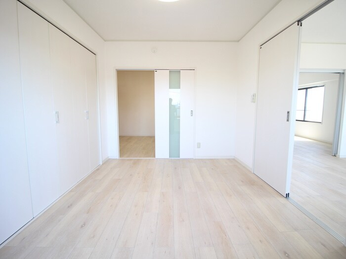 物件内観写真10　(居室)