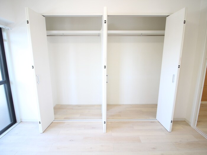 物件内観写真11　(収納)