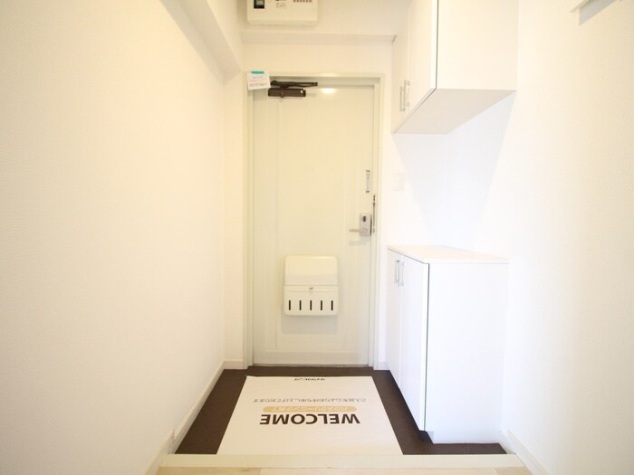 物件内観写真17　(玄関)