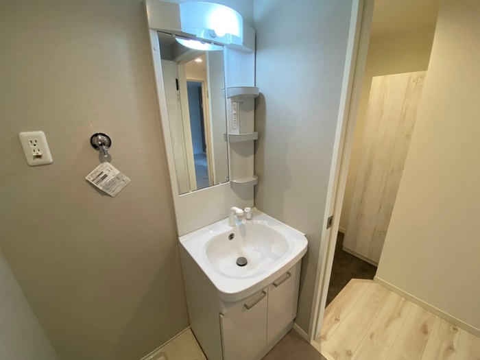 物件内観写真12　(洗面)