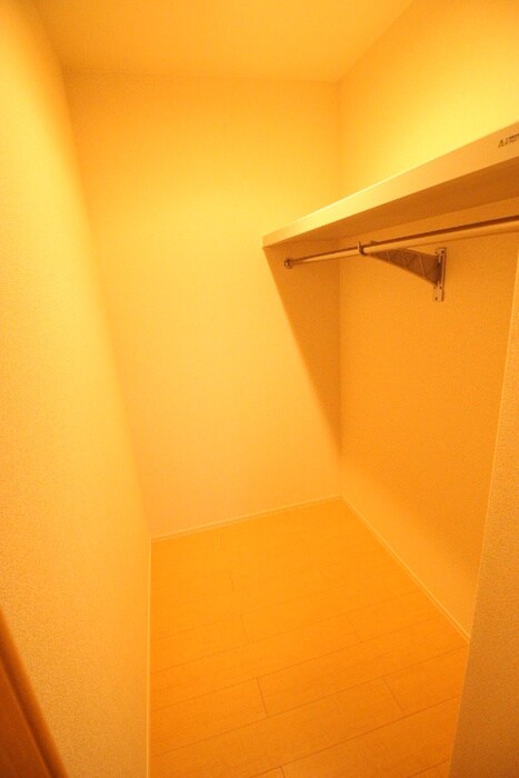 物件内観写真9　(収納)