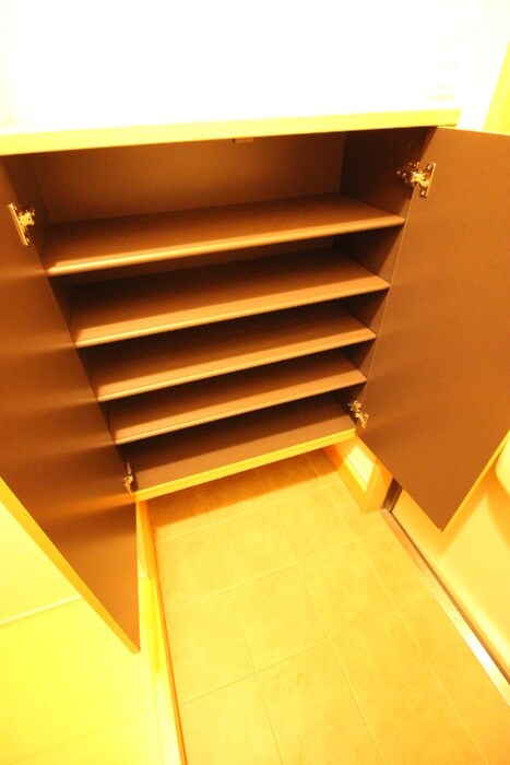 物件内観写真19　(靴箱)