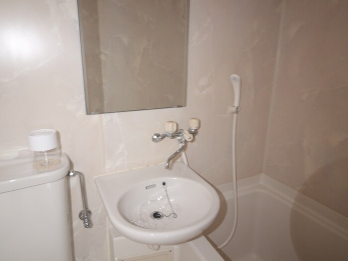 物件内観写真10　(洗面)