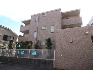 サンハイム長久手外観写真