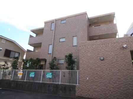 サンハイム長久手外観写真