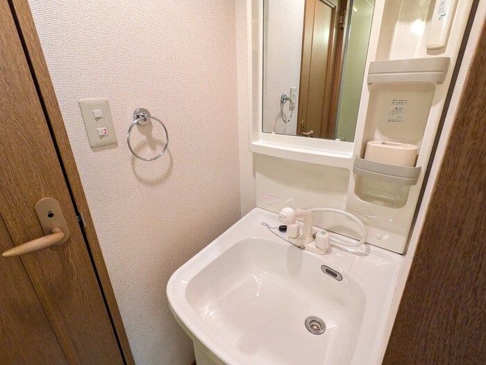 物件内観写真12　(洗面)