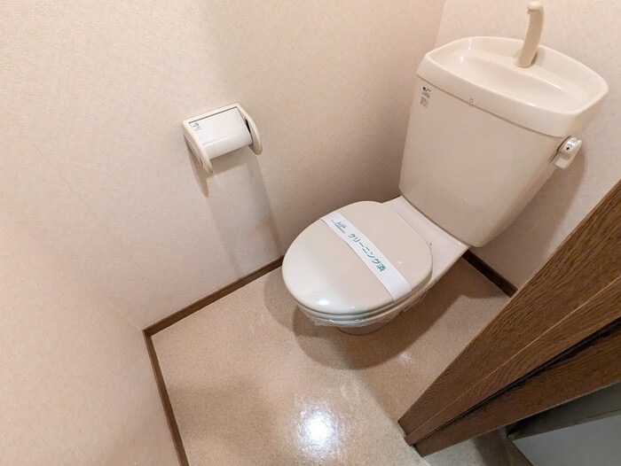 物件内観写真13　(トイレ)