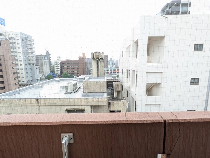 物件内観写真18　(室内からの展望)