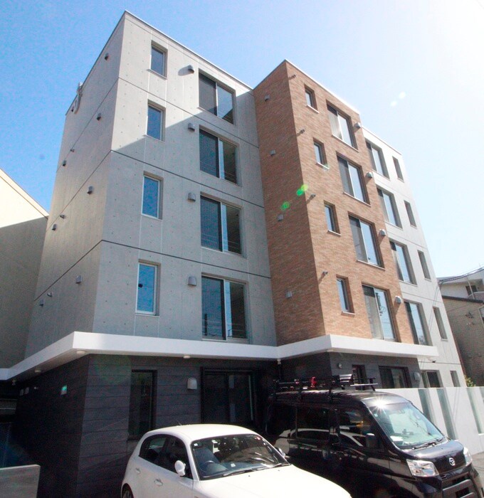 物件外観写真2　(外観写真)