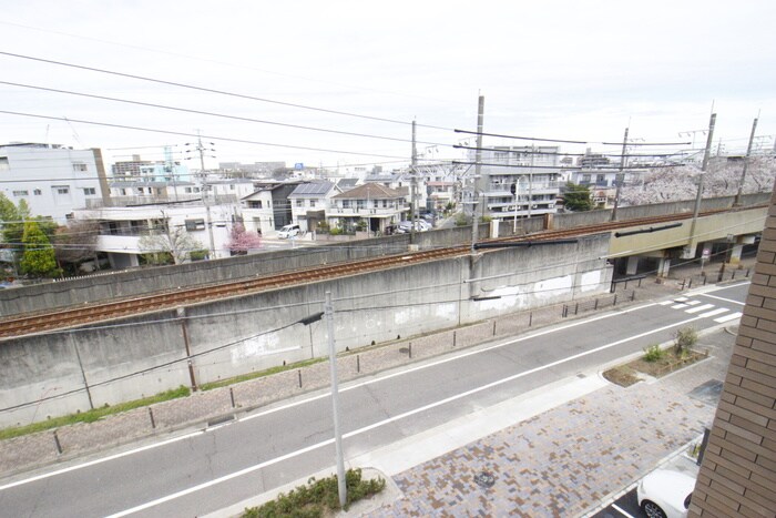 物件内観写真22　(室内からの展望)