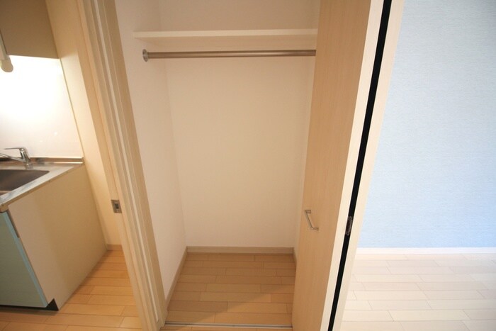 物件内観写真9　(収納)