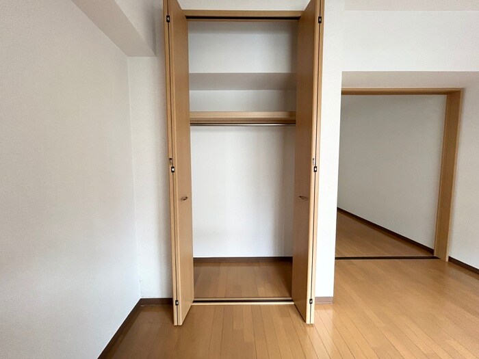 物件内観写真13　(収納)