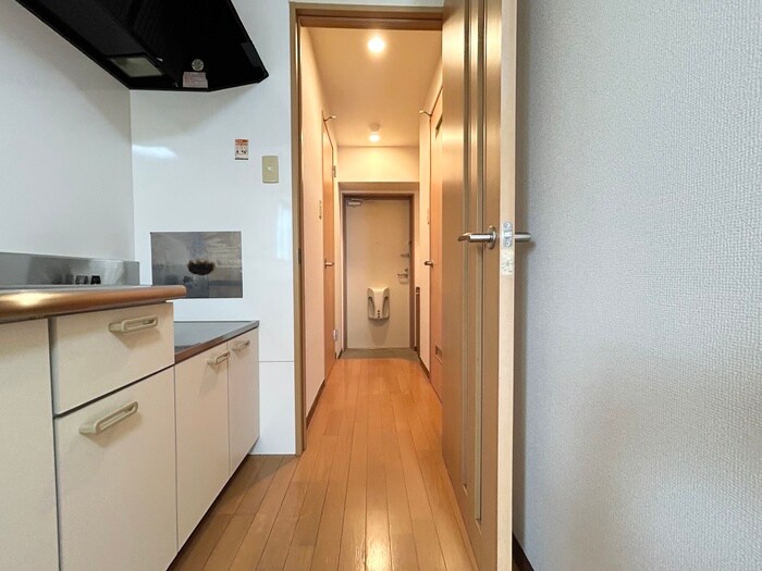 物件内観写真18　(廊下)