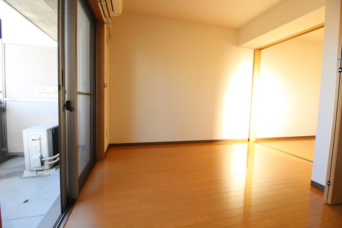 物件内観写真18　(居室)