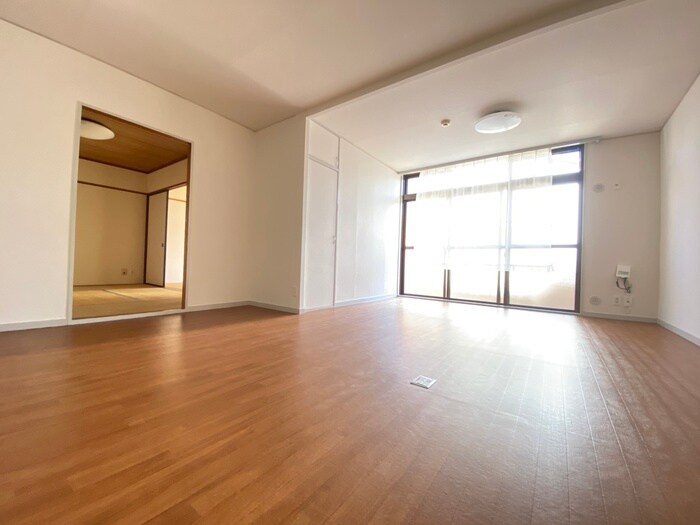 物件内観写真18　(居室)