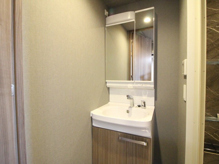 物件内観写真10　(洗面)