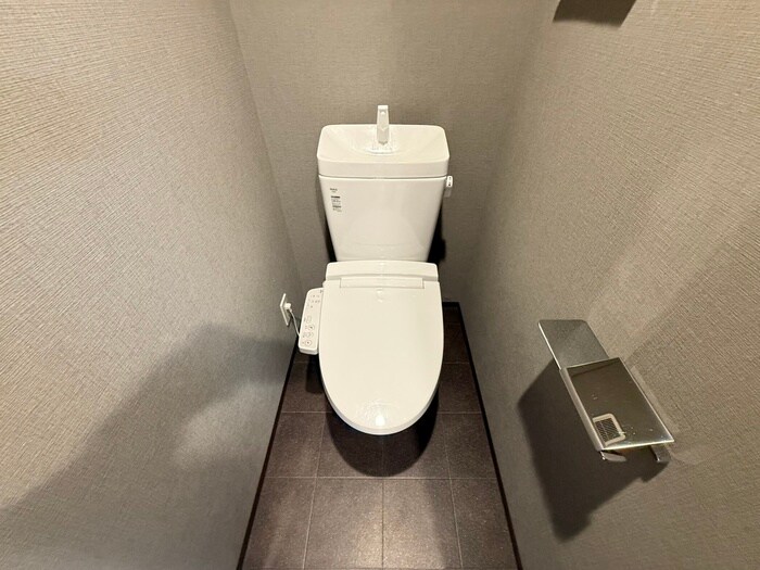 物件内観写真11　(トイレ)