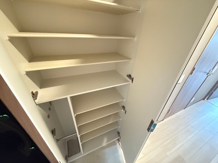 物件内観写真20　(靴箱)