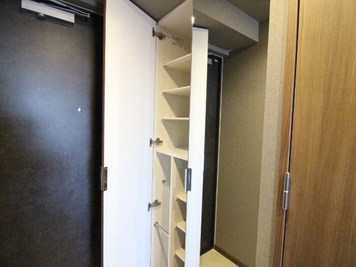 物件内観写真21　(靴箱)