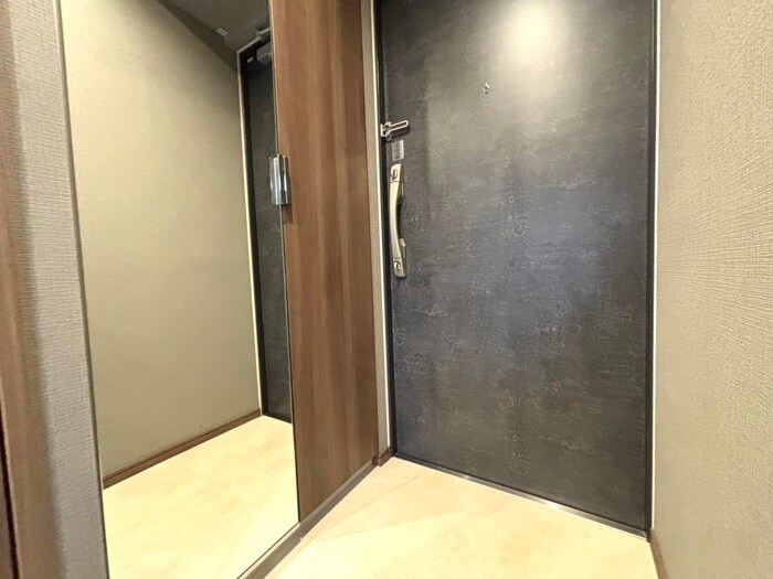 物件内観写真22　(玄関)
