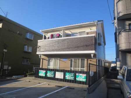 ファミール横吹外観写真
