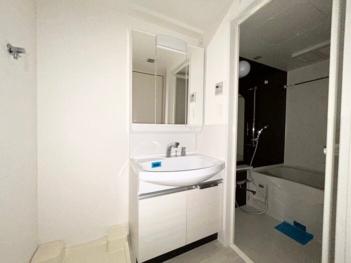 物件内観写真12　(洗面)