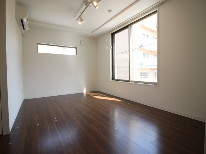 物件内観写真13　(居室)